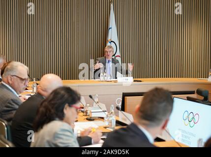 Losanna, Svizzera. Gen 8, 2020. Comitato Olimpico Internazionale (CIO) Presidente Thomas Bach assiste un IOC esecutivo riunione a Losanna, Svizzera, 8 gennaio, 2020. Credito: Yang Shiyao/Xinhua/Alamy Live News Foto Stock