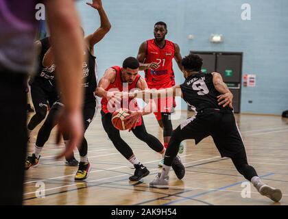 Londra, UK, 4 gennaio 2020. London Lions sono defested da D1 NBL team Solent gheppi nella loro partita di apertura della BBL Trophy 2020. copyright Carol moiré. Foto Stock