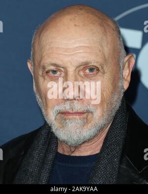 Pasadena, Stati Uniti. 07Th gen, 2020. PASADENA, Los Angeles, California, Stati Uniti d'America - 07 gennaio: Hector Elizondo arriva al FOX TCA Winter 2020 All-Star partito svoltasi presso la struttura The Langham Huntington Hotel su Gennaio 7, 2020 a Pasadena, Los Angeles, California, Stati Uniti. (Foto di Xavier COLLIN/Image Press Agency) Credito: Image Press Agency/Alamy Live News Foto Stock