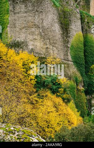 Meteora, Grecia - 19 DIC 2019: sentiero escursionistico a Meteora,Grecia Foto Stock