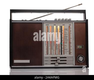 La vecchia Unione sovietica lettore vinile bianco su sfondo isolato. tavola  girevole Foto stock - Alamy