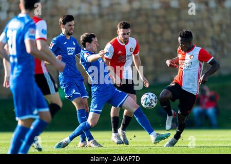 MARBELLA, 08-01-2020, calcio, , olandese eredivisie, stagione 2019-2020, Feyenoord player Lutsharel Geertruida, durante la partita Hoffenheim - Feyenoord Foto Stock