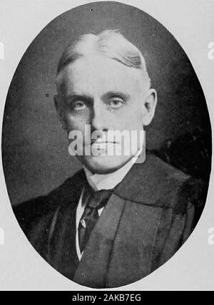 Empire State notabili, 1914 . HENRY ALGER GILDERSLEEVE giurista, Giudice Tribunale di sessioni generali 1875-89, Superior Corte 1891-96, la Corte Suprema del 1897. NORMAN S. DIKE nominato dal governo Cooperaz. Higgins Giudice di Contea di Kings County Court e eletti per il tempo pieno nel novembre 1907 Brooklyn, N. Y. Empire State Notablespublic ufficiali 41 Foto Stock