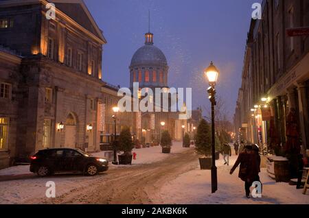 Mercato di Bonsecours in una tempesta di neve sera.Old Montreal.Montreal.Québec provincia.Canada Foto Stock