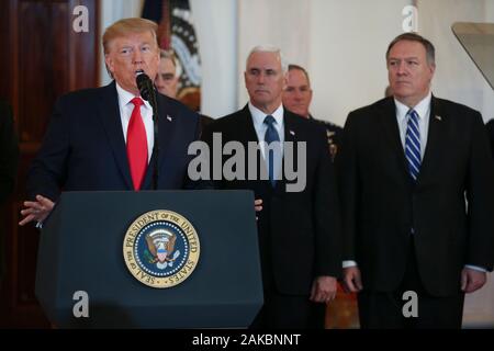 Washington, Stati Uniti d'America. 08 gen, 2020. Presidente Donald Trump risolve la nazione su Gennaio 8, 2020 a Washington, DC. dopo le forze iraniane ha lanciato più di una dozzina di missili balistici contro due basi militari in Iraq inizio mercoledì. (Foto di Oliver Contreras/SIPA USA) Credito: Sipa USA/Alamy Live News Foto Stock