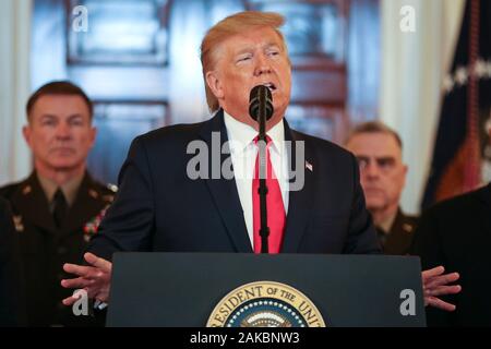 Washington, Stati Uniti d'America. 08 gen, 2020. Presidente Donald Trump risolve la nazione su Gennaio 8, 2020 a Washington, DC. dopo le forze iraniane ha lanciato più di una dozzina di missili balistici contro due basi militari in Iraq inizio mercoledì. (Foto di Oliver Contreras/SIPA USA) Credito: Sipa USA/Alamy Live News Foto Stock