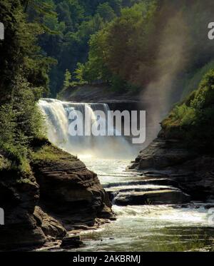 Le cascate superiori al Letchworth state Park, nello stato di New York Foto Stock