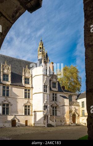 Francia, Oise, Beauvais, MUDO &#x2013; Musée de l'Oise, Museo del dipartimento Oise nell'ex del XII secolo il palazzo vescovile Foto Stock