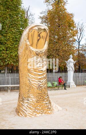 Francia, Parigi, Giardino delle Tuileries, FIAC OFF 2019, Cesare, il pollice Foto Stock