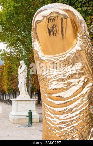 Francia, Parigi, Giardino delle Tuileries, FIAC OFF 2019, Cesare, il pollice Foto Stock