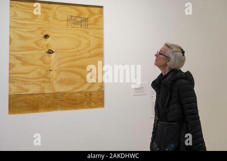 Il Museo di Arte Moderna è una grande attrazione per i turisti in Midtown Manhattan NYC, STATI UNITI D'AMERICA Foto Stock