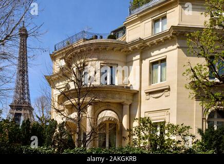 Francia, Parigi, residenza parigina e la Torre Eiffel Foto Stock