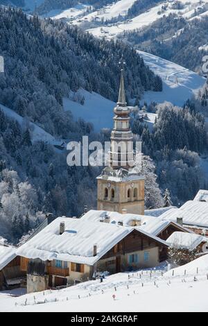 Francia, Savoie (73), Massif du Beaufortain, village de Hauteluce, l'église Saint Jacques d'Assyrie Foto Stock