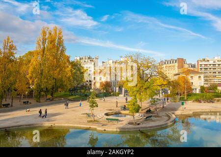 Francia, Parigi, Georges Brassens parco in autunno Foto Stock