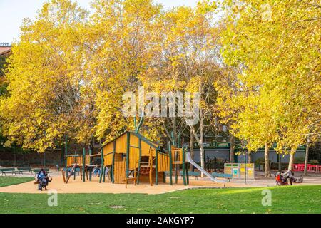 Francia, Parigi, Georges Brassens parco in autunno Foto Stock