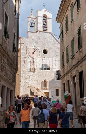 Croazia, Dalmazia Settentrionale, Regione di Sibenik e di Knin, costa dalmata di Sibenik, Chiesa di Santa Barbara Foto Stock