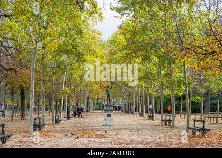 Francia, Parigi, Odeon district, dal giardino del Lussemburgo in autunno Foto Stock