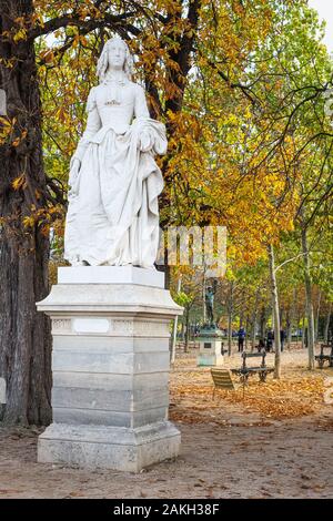 Francia, Parigi, Odeon district, dal giardino del Lussemburgo, statua di Anne-Marie-Louise d'Orléans Foto Stock