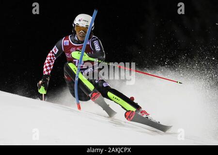 Madonna di Campiglio, Italia. 8 Gen, 2020. kolega samuel (cro)durante la Audi FIS World Cup - Slalom uomini, sci di Madonna di Campiglio, Italia, gennaio 08 2020 - LPS/Sergio Bisi Credito: Sergio Bisi/LP/ZUMA filo/Alamy Live News Foto Stock