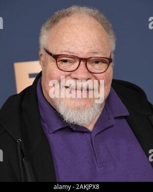 Los Angeles, Stati Uniti d'America. 9 Gen, 2020. Stephen McKinley arriva a FX reti TCA invernale Starwalk tenutosi presso il Langham Huntington a Pasadena, CA il giovedì, ?Gennaio 9, 2020. (Foto di Sthanlee B. Mirador/Sipa USA) Credito: Sipa USA/Alamy Live News Foto Stock