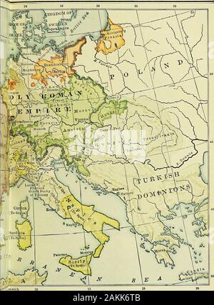 La storia dell'Europa, antica e medioevale: prima l'uomo, l'Orient, della Grecia e di Roma . La Francia sotto Luigi XIV 587 splendida corte di Versailles divenne il modello e il de-spair di altri meno ricchi e potenti principi, che acceptedhis teoria del potere assoluto del re ma non poteva affordto imitare il suo lusso. Dalla sua incessante guerre ha mantenuto l'Europa inturmoil per oltre mezzo secolo. Illustri generali wholed il suo nuovo organizzate truppe, e scaltro diplomatici che ar-variava sue alleanze e negoziato il suo trattati, fatta Francefeared respectedby e persino il mostpowerful del otherEuro Foto Stock