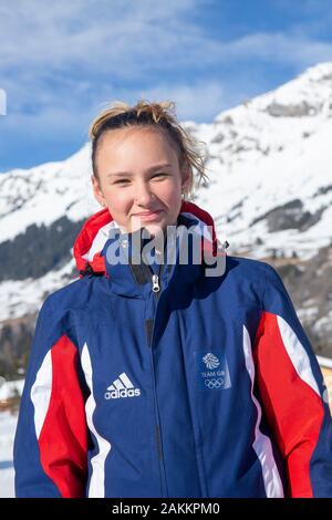 Team GB skier alpino, Disi Daniels (17) da Rochdale, ai Giochi Olimpici Giovanile di Losanna 2020 il 9th gennaio 2020. Foto Stock