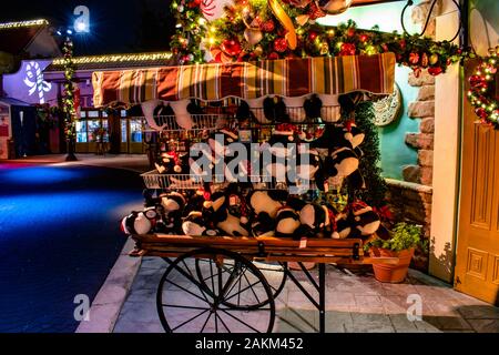 Orlando, Florida. Dicembre 30, 2019. Orca peluche a Seaworld Foto Stock