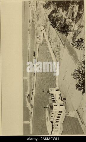 New York a Jamestown Exposition, Norfolk, Virginia, 26 aprile al 1 dicembre 1907 . hostelrieswere luoghi di pericolo, e ci sono stati un paio di omicidi di cui controil porte di queste località. Norfolk catering per la classe migliore da itscommodious ed ampiamente noto hotel, il Monticello e theFairfax, ma di recente costruzione, ha avuto la sua quota di un bene-a-fare clientela.in nuova costruzione, pulita e soddisfacente erano Lynnhaven,coloniale e Loraine, tutti su Granby Street; ma l'Atlantico Algonquinand sono più vecchi e meno allegro in aspetto. Amministrazione edificio l'amministrazione edificio, com Foto Stock