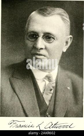 Indiana e Indianans : una storia di aborigeni e Indiana territoriale e il secolo di statualità . undedby suo padre aveva imparato la sua tecnica proc-esses da ogni angolo e per un numero di anni ha gestito interestsof business di grande portata e importanza. Egli ispresident di Piel fratelli ManufacturingCompany, vice presidente, segretario e su-perintendent di Piel fratelli amido com-pany, tesoriere della Pioneer Worksand ottone vice presidente e direttore di stabilimento thewholesale di Kipp Fratelli.politicamente egli è un repubblicano indipendente.Nei locali di affari che ha votato studiously f Foto Stock