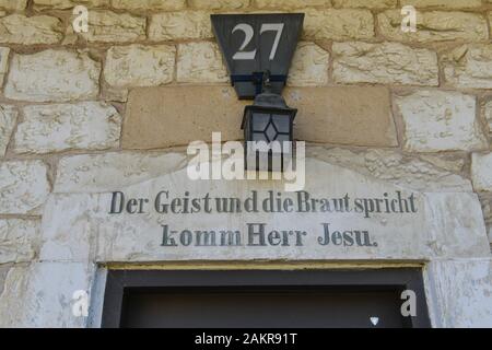 Inschrift, Altbau, Deutsche Kolonie, Sderot Ben Gurion, Altstadt, Haifa, Israele Foto Stock