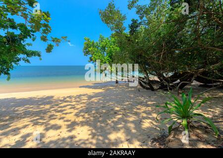 KwangPeeb beach in Koh Payam isola, Thailandia Foto Stock