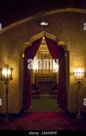 Ingresso di lusso al Ladies Lounge nel Fox Theatre, Midtown Atlanta, Georgia, USA Foto Stock