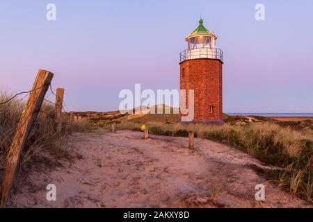 Croce Kampen luce a Sylt Island al crepuscolo Foto Stock