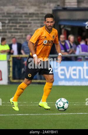 Seaview Stadium, Belfast, Irlanda del Nord. 01 Ago, 2019. UEFA Europa League secondo turno di qualificazione (seconda gamba) crociati (rosso/nero) v lupi. Wolverhampton Wanderers giocatore Joao Moutinho (28). Foto Stock