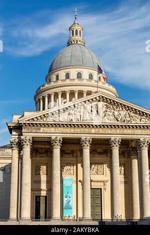 Il Pantheon b. Il XVIII secolo, originariamente la chiesa di Sainte Geneviève, nel quartiere Latino di Parigi e dell' Ile-de-France, Francia Foto Stock