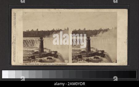 Terrapin Tower e Ferro di Cavallo cadono dalla Goat Island include cinque colorate a mano viste. Include le viste che sono state pubblicate da Anthony ma non hanno la maestà e bellezza del Niagara o Niagara in inverno le etichette. Robert Dennis raccolta di vista stereoscopica. Titolo ideato. Vedute delle Cascate del Niagara e prossimità e turisti, ponti, gli sbarchi dei traghetti e delle isole. Le viste che non hanno alcun titolo serie o montare etichetta sono numerati: 63, 70, 73, 76, 86, 88, 91, 92, 95, 106, 109, 143, 164, 179, 216.; Terrapin Tower e Ferro di Cavallo cadono dalla Goat Island. Foto Stock