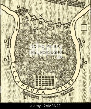 Scontri di confine & fighters; storie di pionieri tra la Alleghenies e il Mississippi e il texano repubblica . pable e feroce selvaggia, Tecumseh e sotto theinfluence dei fanatici deliri del suo fratello, theprophet, un uomo meno conosciuta come meno capace, ma possi-bly più pericolosa del famoso guerriero. Dopo il loro travolgente successo alla sanguinosa massa-cre a Fort Mims su agosto 30th, 1813, avevano beendefeated da caffè a Talluschatches il 3 No-vember, e più rovinosamente da Jackson a Talladegaon il 9 di novembre. Il loro spirito, tuttavia, hadremained u Foto Stock