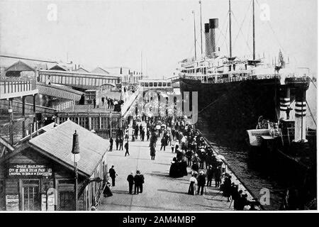 Il commercio del mondo . Fotografia di Brown Bros, sul fiume Tamigi e il ponte inferiore.. ihiitjgraph da Brown Bros. Il porto più belli al mondo, Liverpool. COMMEECIAL FORZA DELLA GRAN BRETAGNA 43 alimentari e materie prime. Con i cervelli andindustry il popolo tedesco hanno creato un ricco andpowerful nazione industriale fuori di quelle più povere materialthan mai prodotte tali enormi risultati.Con un audacia finanziari comandando admirationthey hanno gettato i loro milioni nel strugglefor supremazia commerciale e sono ora reapingtheir messe a scapito dei loro avversari.A seconda della sua posizione dominante del mare Foto Stock