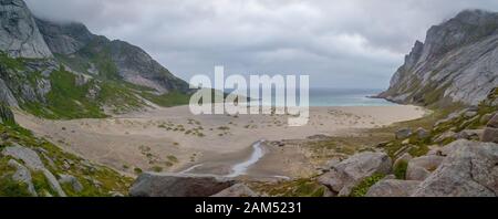 Grande, Sandy, bella spiaggia Bunes, Lofoten, Norvegia Foto Stock