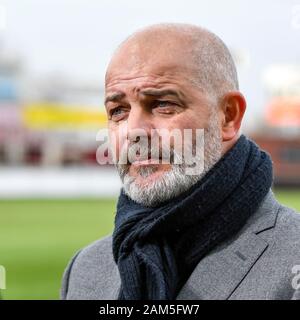 Spakenburg, Paesi Bassi. Xi gen, 2020. SPAKENBURG, 11-01-2020, Sportpark de Westmaat, Tweede Divisie, IJsselmeervogels - HHC Hardenberg, stagione 2019/2020, (C) IJsselmeervogels trainer interinale Ricky Testa la muta durante il match IJsselmeervogels - HHC Hardenberg Credito: Pro scatti/Alamy Live News Foto Stock