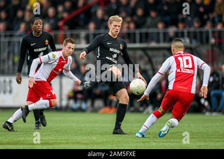 Spakenburg, Paesi Bassi. Xi gen, 2020. SPAKENBURG, 11-01-2020, Sportpark de Westmaat, Tweede Divisie, IJsselmeervogels - HHC Hardenberg, stagione 2019/2020, (C) HHC Hardenberg player Jurjan Mannes durante il match IJsselmeervogels - HHC Hardenberg Credito: Pro scatti/Alamy Live News Foto Stock