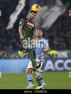 Roma, Italia. 11th Gen 2020. L'Elseid Hysaj (L) di Napoli compete durante una serie una partita di calcio tra il Lazio e Napoli a Roma, Italia, 11 gennaio 2020. Credit: Augusto Casasoli/Xinhua/Alamy Live News Foto Stock