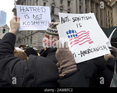 New York, Stati Uniti d'America. 5 gennaio 2020. Circa 15.000 manifestanti sono scesi in piazza in nessun odio alcun timore marzo in risposta ad un aumento di anti-semita attac Foto Stock