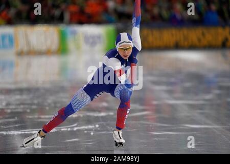 10-01-2020 SCHAATSEN: ISU EK AFSTANDEN: Heerenveen Elizaveta Kazelina (RUS) durante i Campionati europei di pattinaggio di velocità ISU il 10 gennaio 2020 a Heerenveen, Paesi Bassi. Foto di SCS/Soenar Chamid Foto Stock