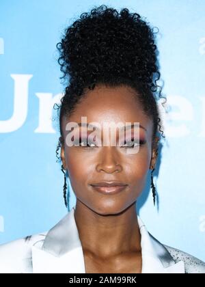 Pasadena, Stati Uniti. 11th Gen 2020. Pasadena, LOS ANGELES, CALIFORNIA, Stati Uniti - 11 GENNAIO: Yaya DaCosta arriva al NBCUniversal Winter TCA Press Tour del 2020 che si tiene presso il Langham Huntington Hotel l'11 gennaio 2020 a Pasadena, Los Angeles, California, Stati Uniti. (Foto Di Xavier Collin/Image Press Agency) Credit: Image Press Agency/Alamy Live News Foto Stock