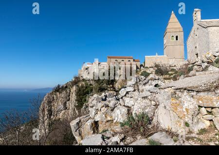 Villaggio di montagna Lubenice sull'isola Cres, Croazia Foto Stock