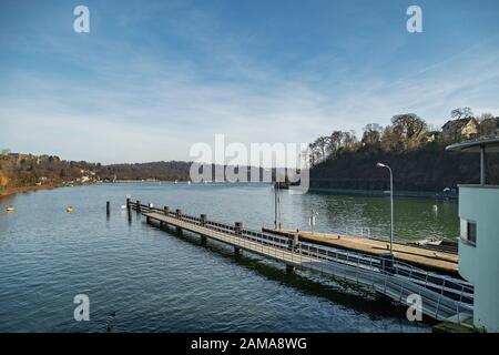 Essen - Vicino A Baldeney Barrage E Vista Al Lago Baldeney, Renania Settentrionale-Vestfalia, Germania, Essen, 23.02.2019 Foto Stock