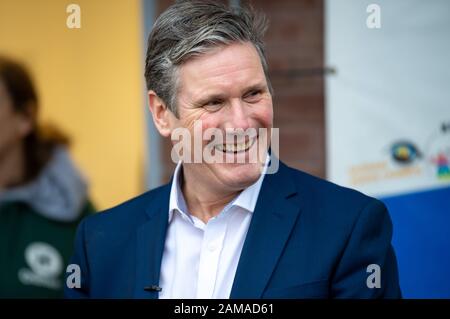 La manodopera MP Sir Keir Starmer sulla visita di Primrose Banca centro comunitario, Oldham 11 gennaio 2020. Foto Stock