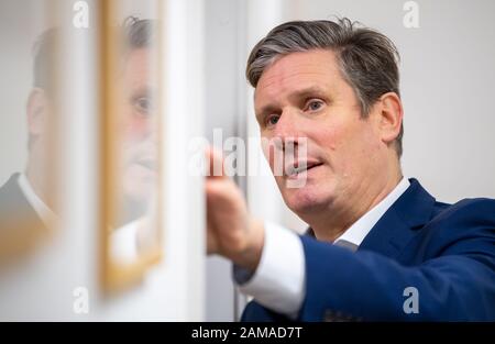 La manodopera MP Sir Keir Starmer sulla visita di Primrose Banca centro comunitario, Oldham 11 gennaio 2020. Foto Stock