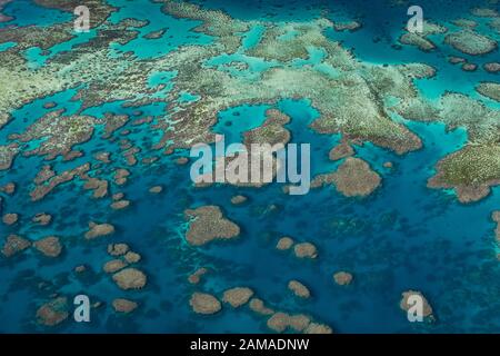 Riprese aeree della famosa Grande Barriera Corallina. Foto Stock